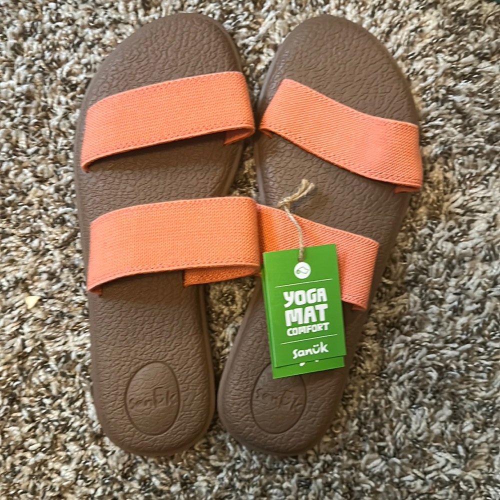 Brand new with tags Sanuk Yoga Gora.